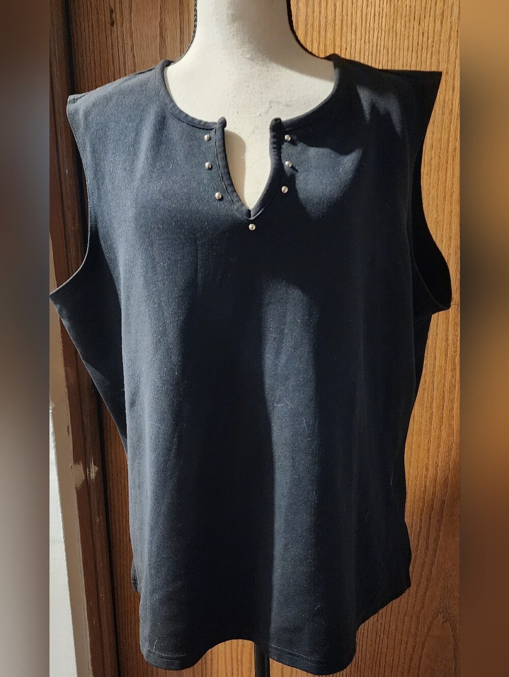 Women’s Sleeveless Black Stud-Trim Top 3X